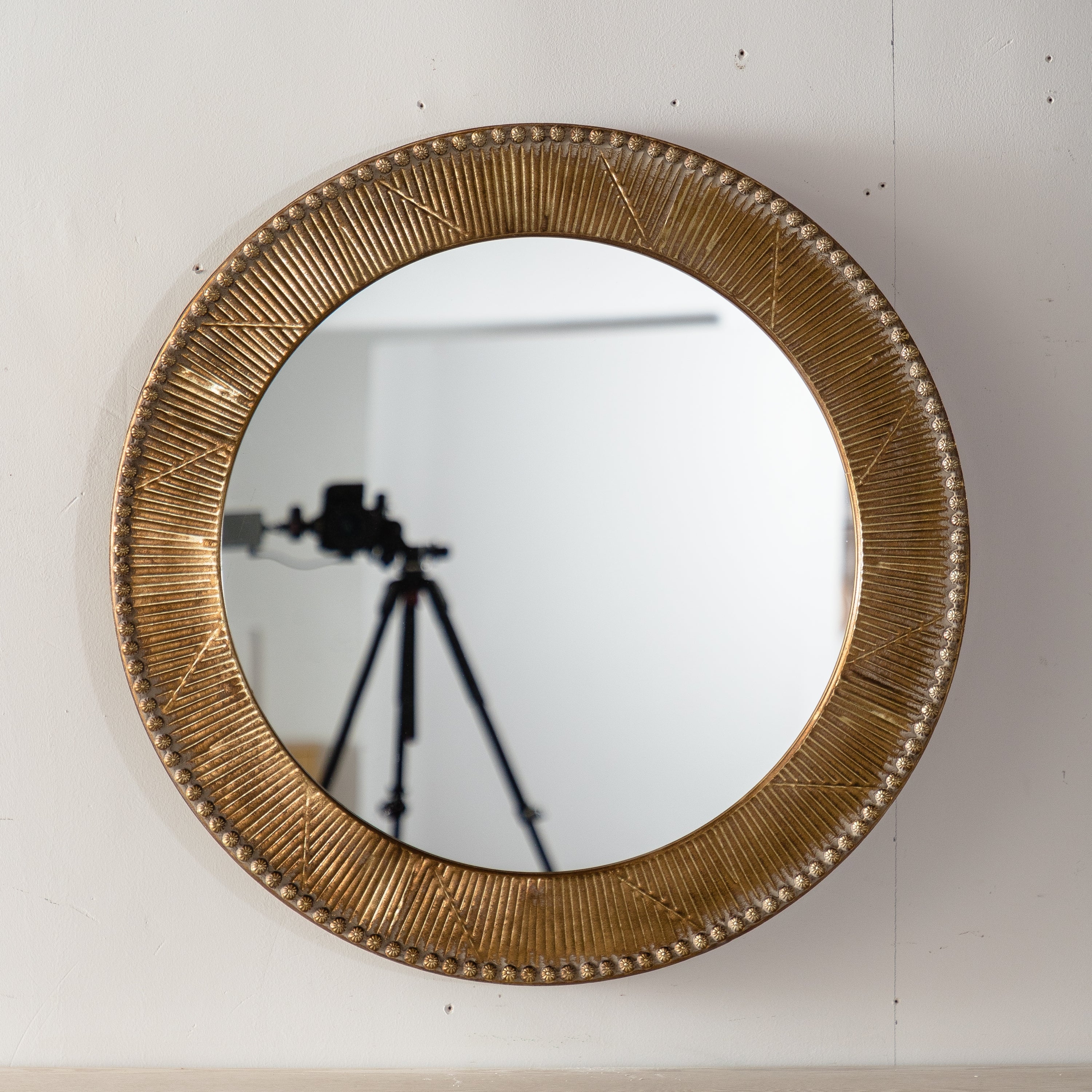 Wall Mirror Round Gold Textured Iron Frame Boho Vintage 31.3 In