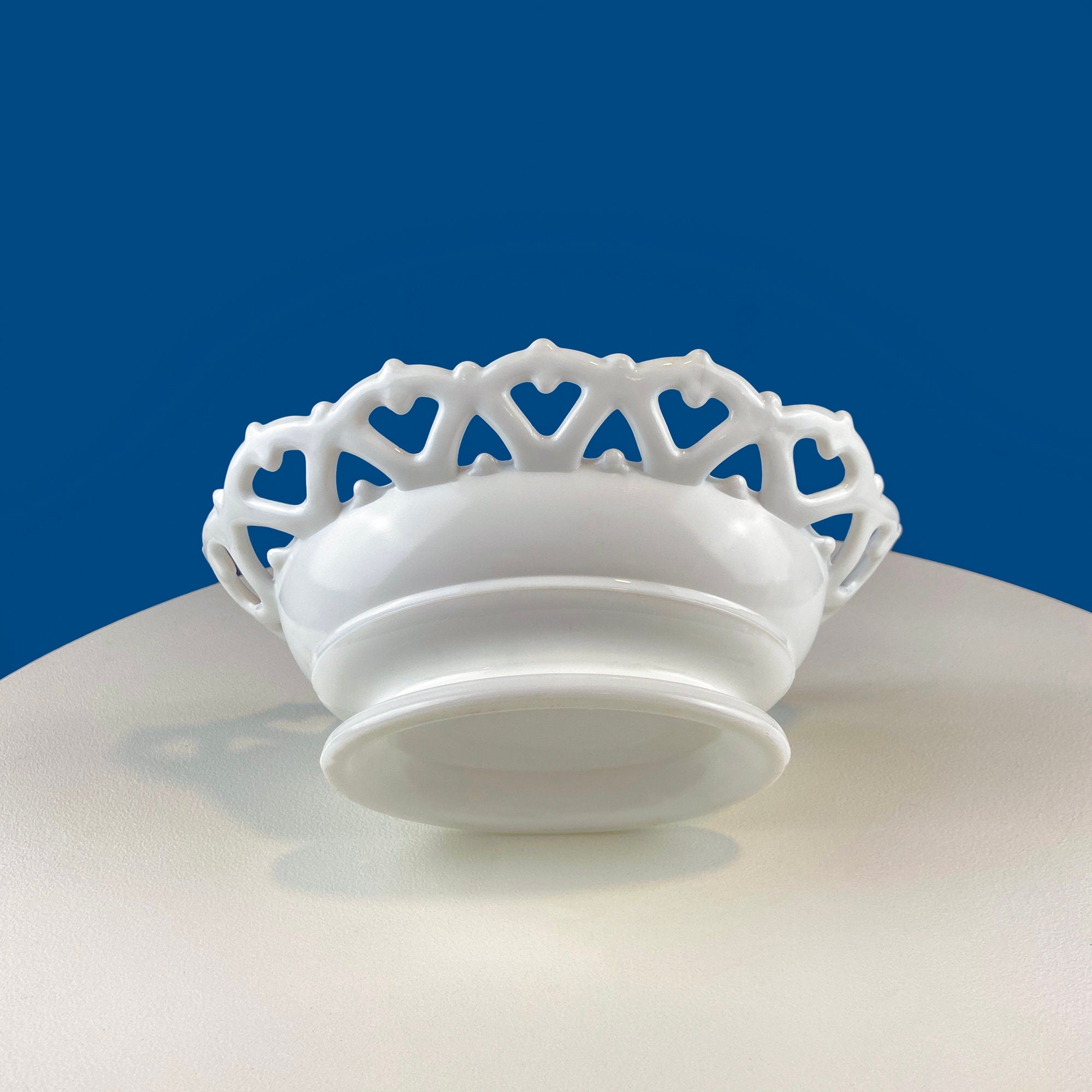 Vintage Milk Glass Oval Bowl with Reticulated Edge. White Serving Dish with Lacey Edge. Table Centerpiece. Dining Rm Decor. White Home Decor